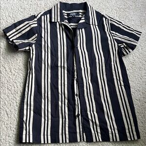 Eight Sixty Black and Cream Vertical Stripe Short-Sleeve Button Shirt